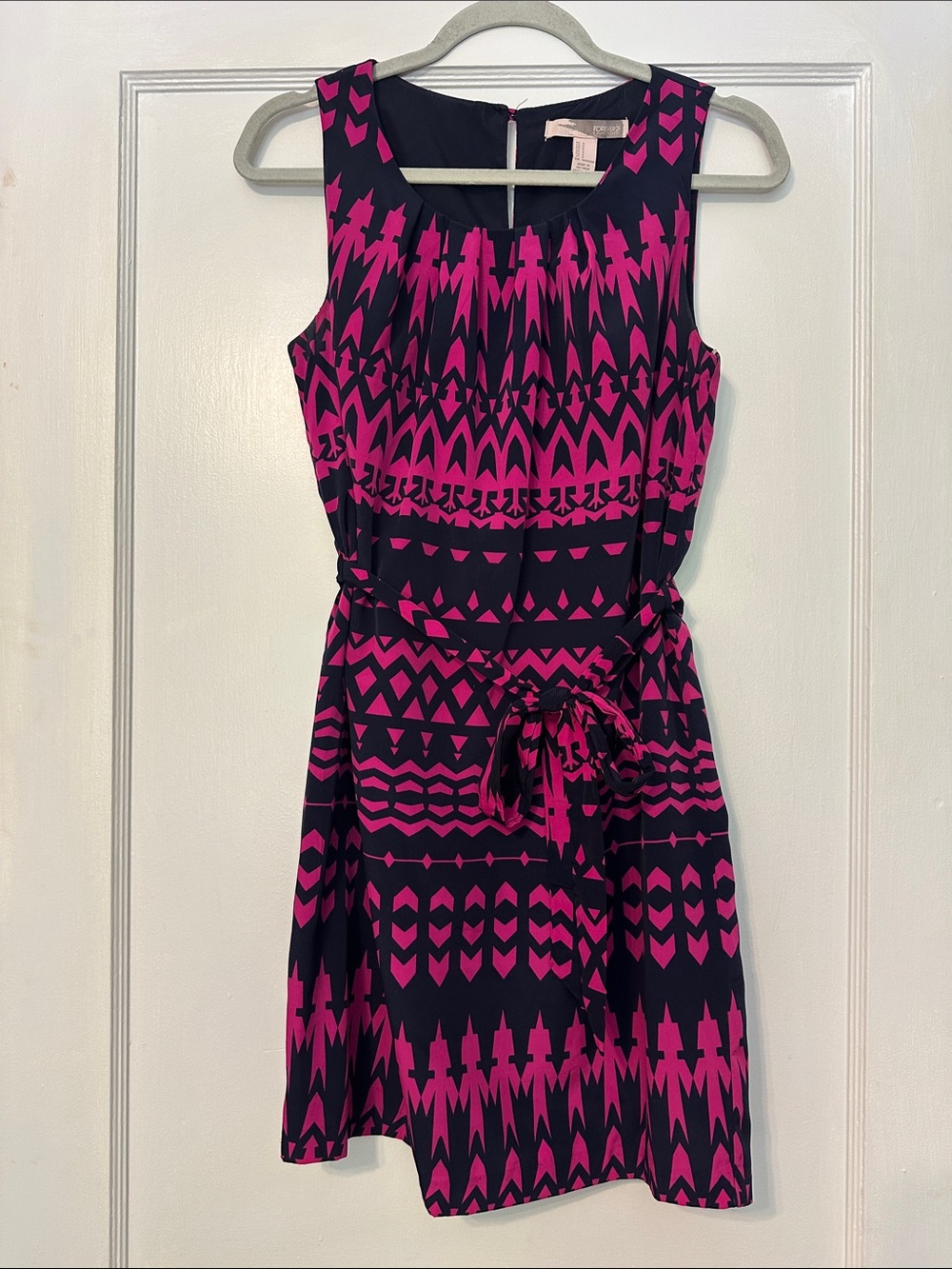Forever 21 Pink/Purple and Navy Sleeveless Dress with Waist Tie